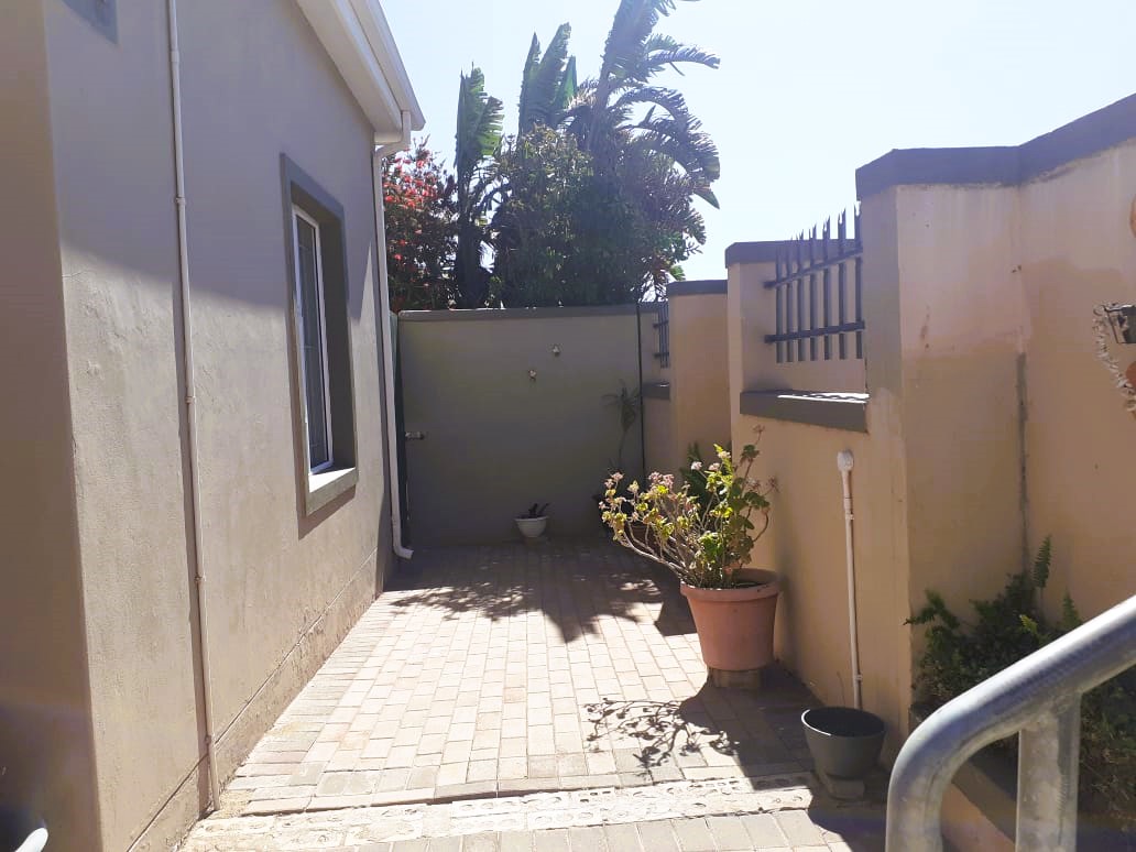 3 Bedroom Property for Sale in Vredenburg Western Cape